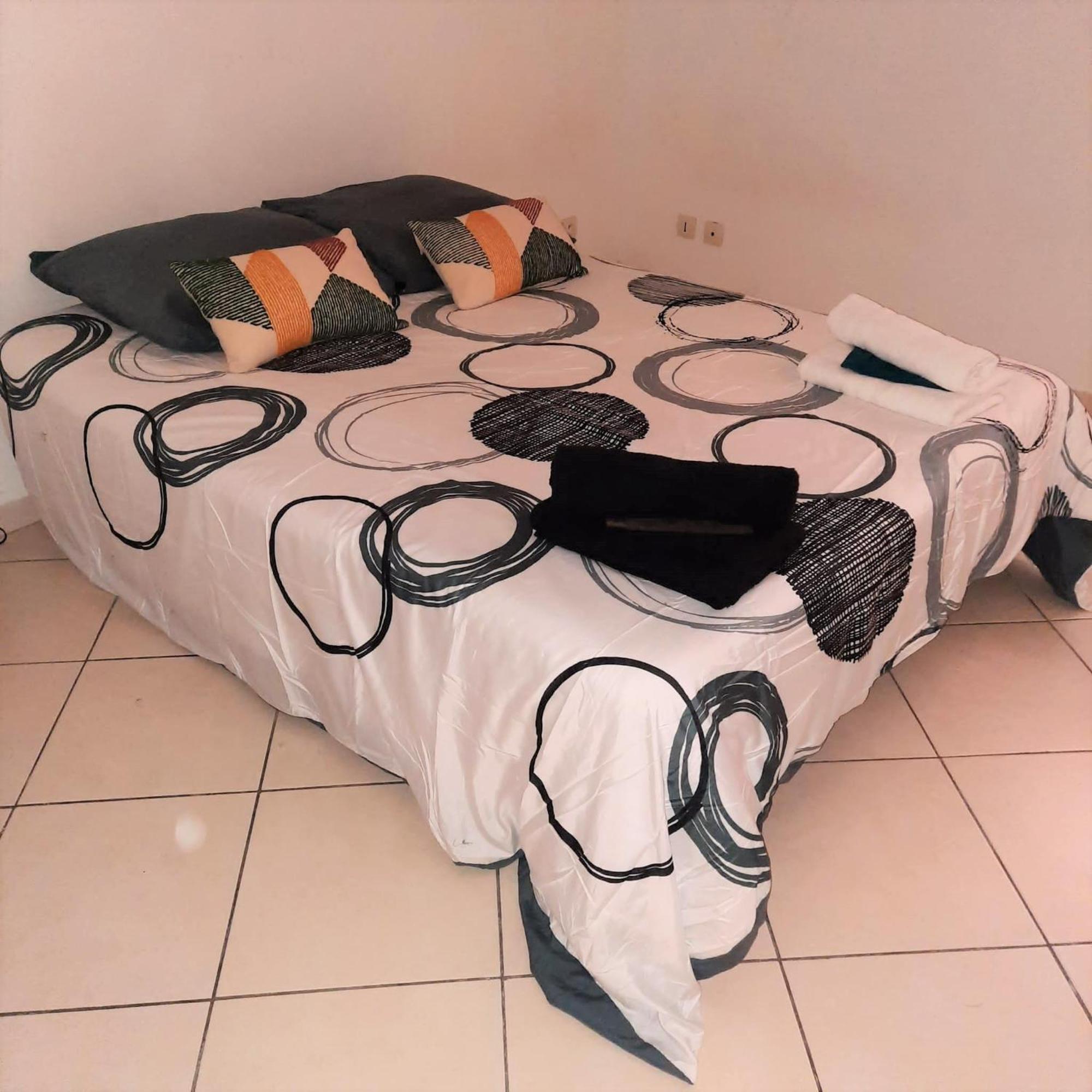 Le Albert 1Er Beziers Appartements Tout Equipes Luaran gambar